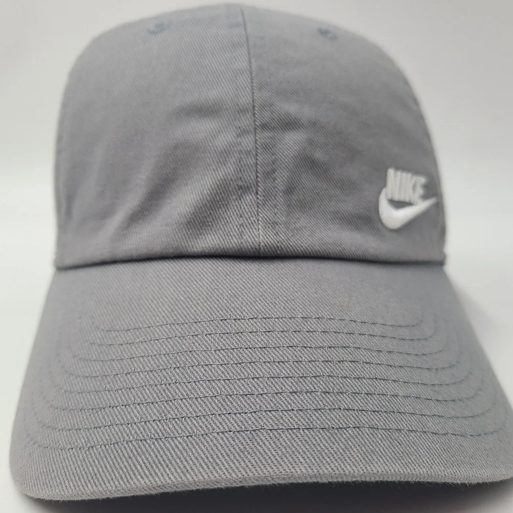 Youth Nike Hat Strapback Gray White Logo S1ZE Heritage86 Swoosh Casual Sports‎